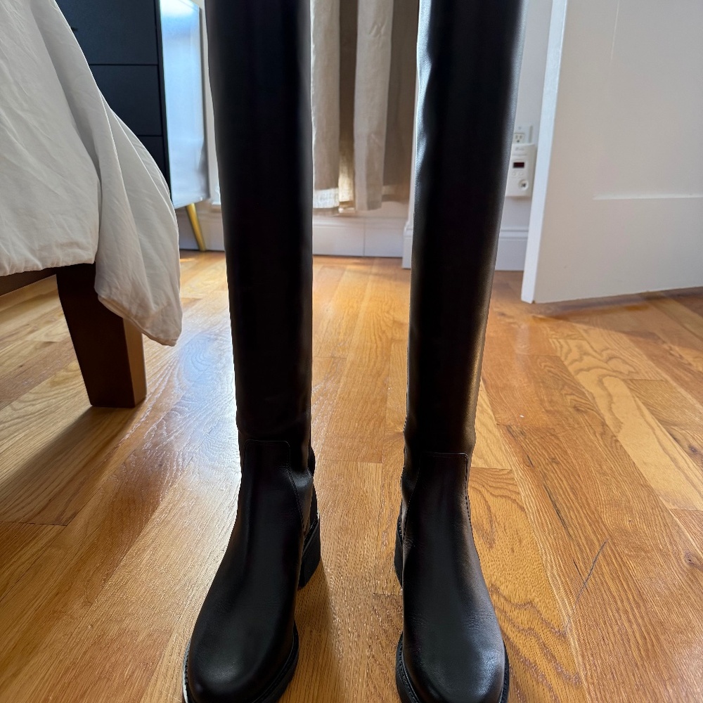 Stuart Weitzman Alina City Boot